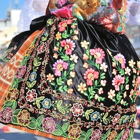 Duarte - Casa T1 N - Com Vista Mar * Nazaré