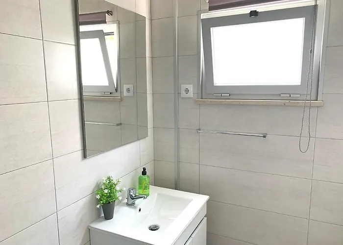 Duarte - Casa T1 N - Com Vista Mar Nazaré